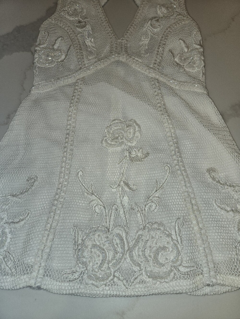Beautiful White ANTHROPOLGIE dress - Picture 7 of 7